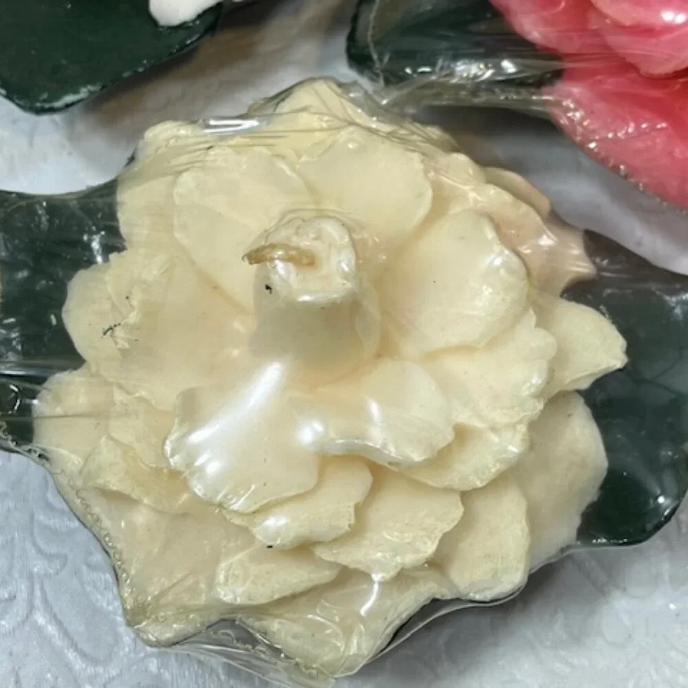 VTG 4 White 1 Pink Magnolia Floating Floral Candles Michael Coffindaffer 5.5